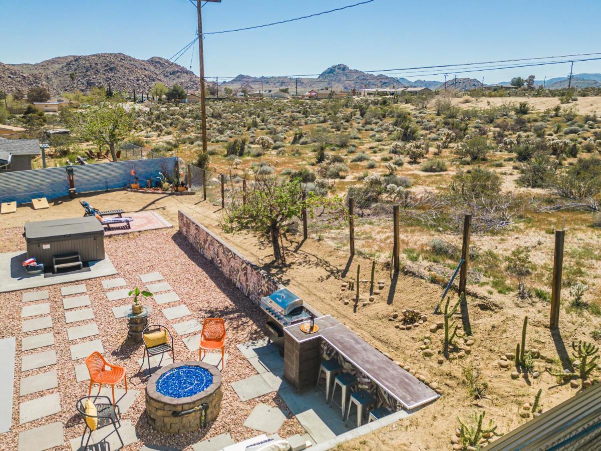 Hot Tub, Games, King Bed, Fire Pit, Bbq Grill, Minutes From National Park And Views Vila Joshua Tree Exterior foto