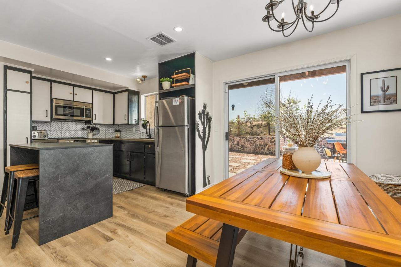 Hot Tub, Games, King Bed, Fire Pit, Bbq Grill, Minutes From National Park And Views Vila Joshua Tree Exterior foto