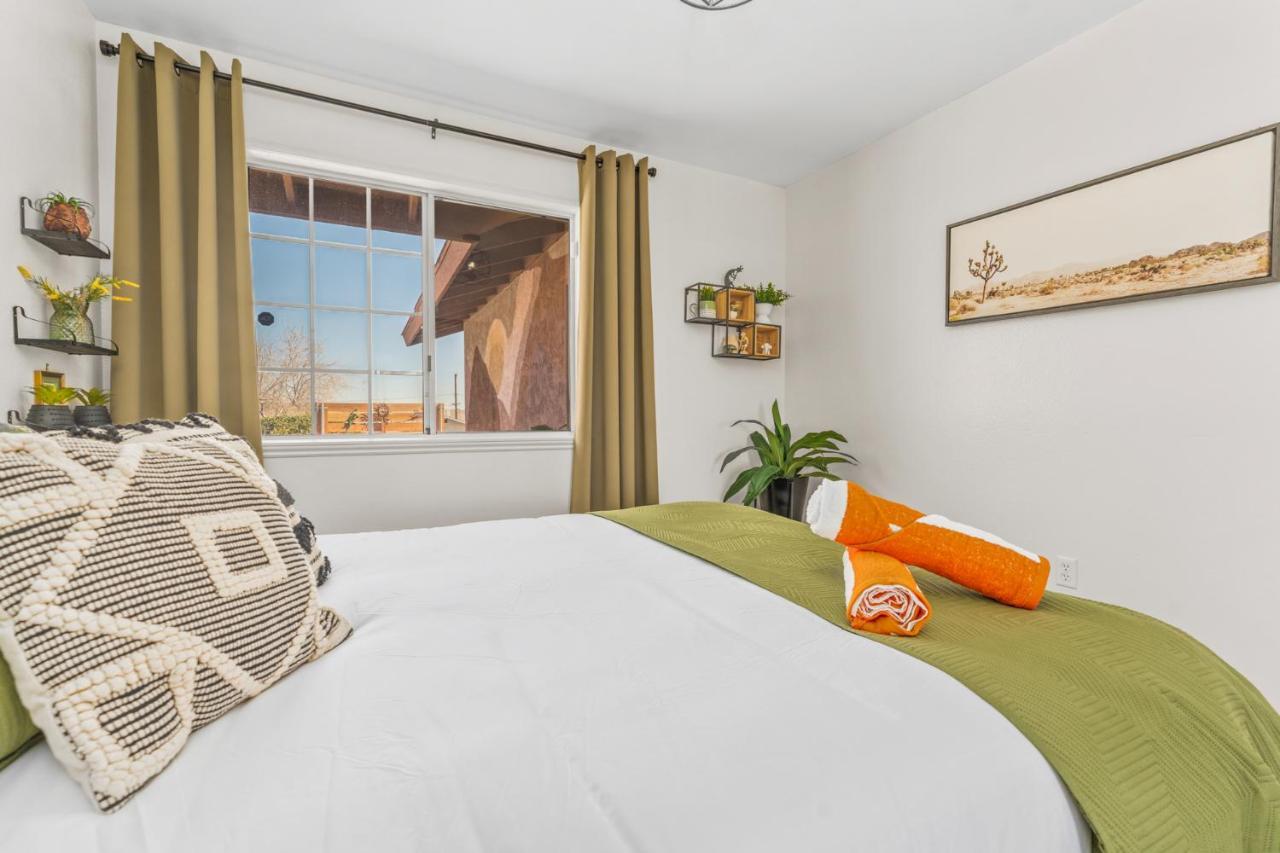 Hot Tub, Games, King Bed, Fire Pit, Bbq Grill, Minutes From National Park And Views Vila Joshua Tree Exterior foto