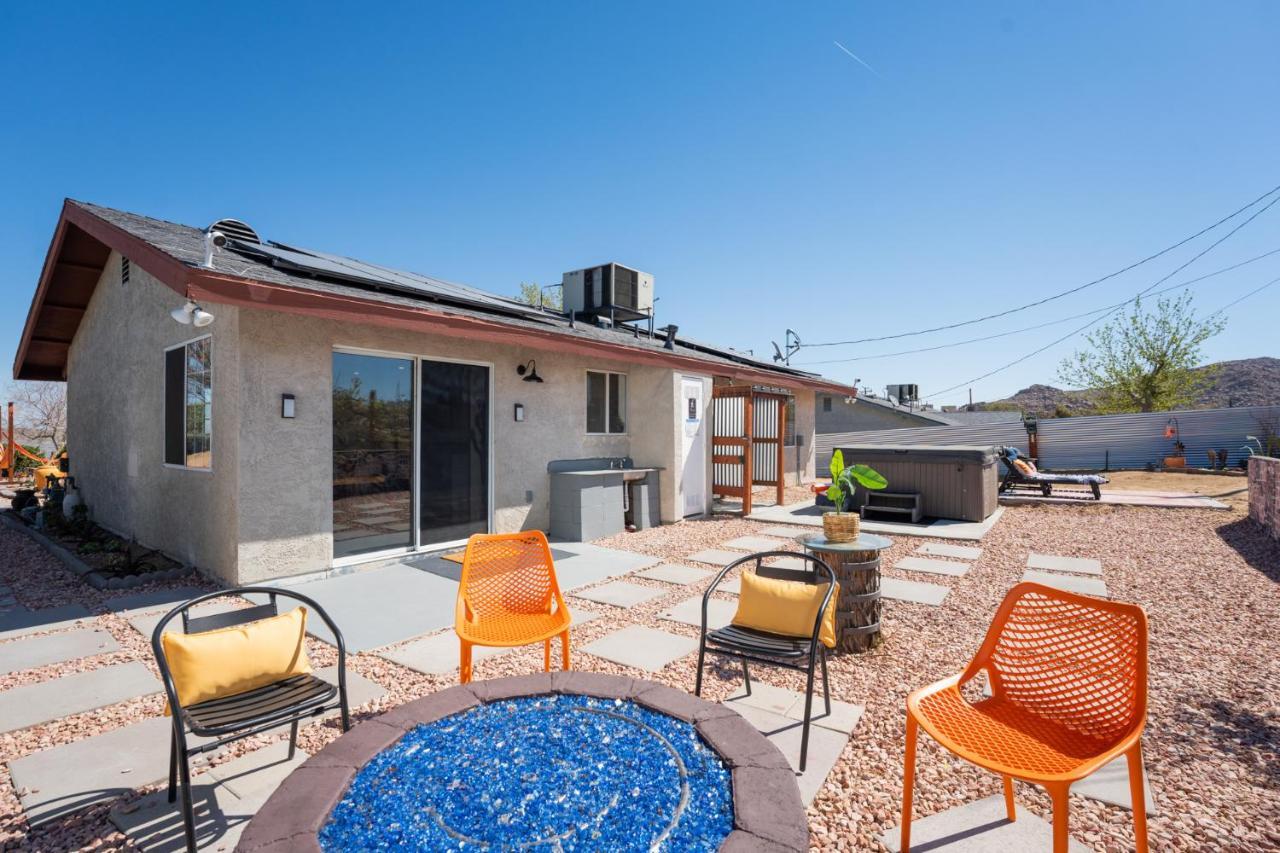 Hot Tub, Games, King Bed, Fire Pit, Bbq Grill, Minutes From National Park And Views Vila Joshua Tree Exterior foto